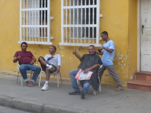 Mamallena shuttle bus and Playa Blanca