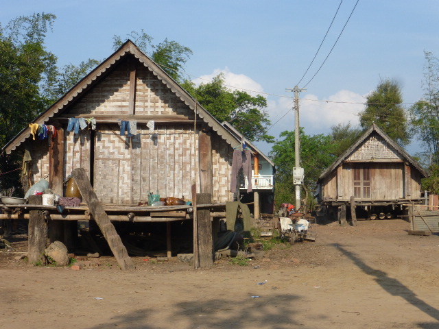 Lak Lake communal home