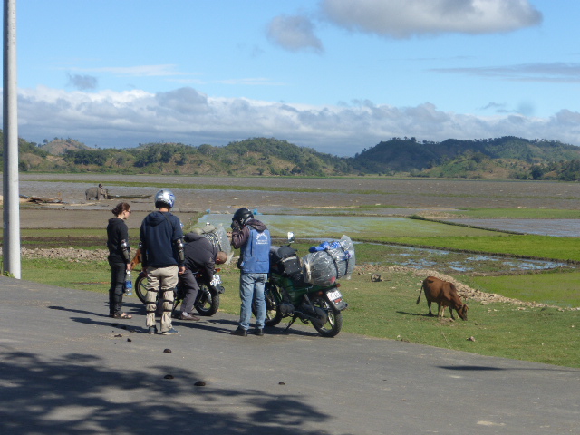 Lak lake motorcyclists
