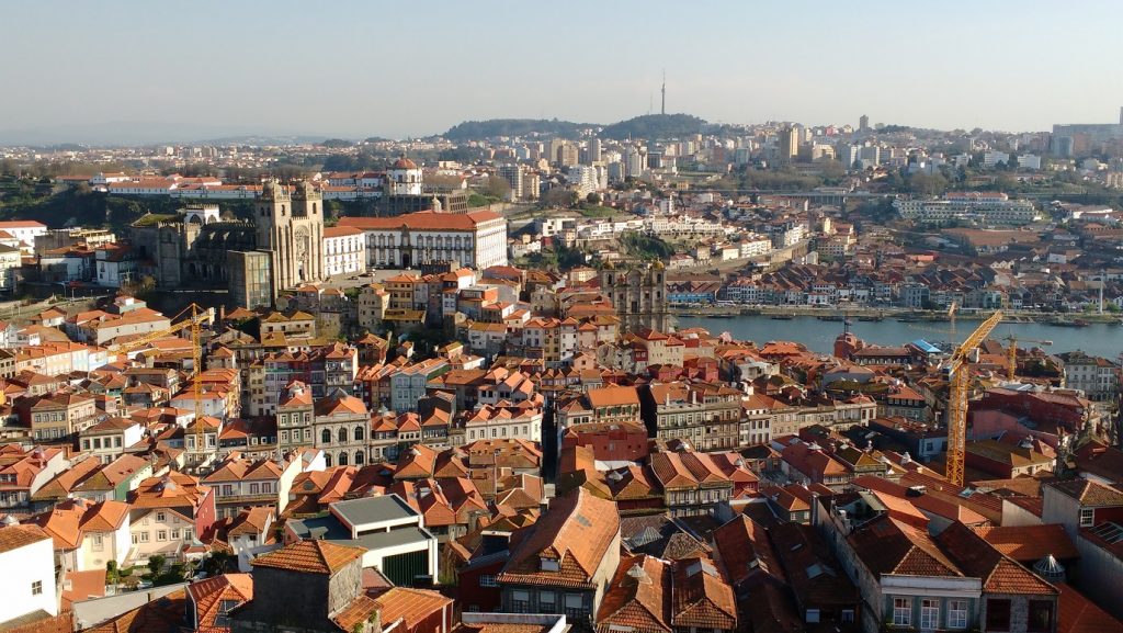 the view from Torre dos Clerigos over Porto