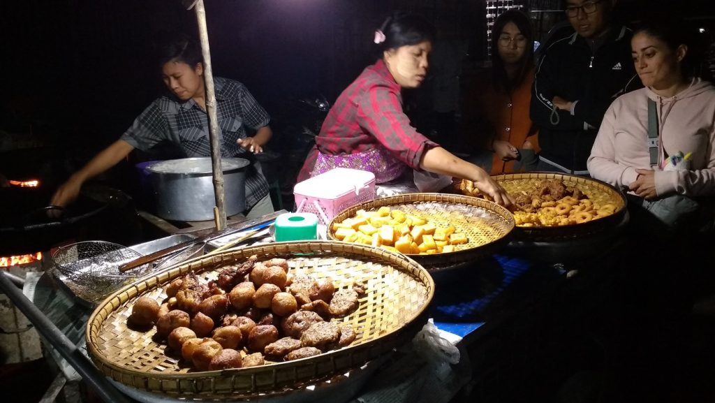 night market in Pyin Oo Lwin