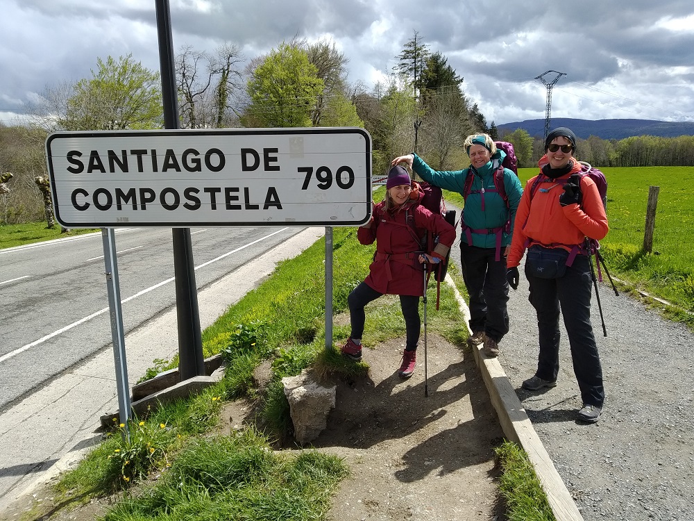 3 friends at the start of the Camino de Santiago